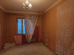 Satılır köhnə tikili 5 otaqlı 120 m², İnşaatçılar m.-21