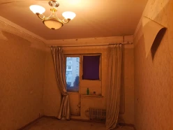 Satılır köhnə tikili 5 otaqlı 120 m², İnşaatçılar m.-13