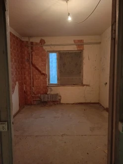 Satılır köhnə tikili 5 otaqlı 120 m², İnşaatçılar m.-23