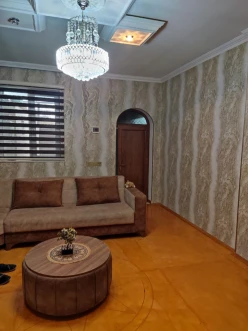 Satılır ev/villa 3 otaqlı 90 m²,  İnşaatçılar m.-5