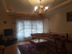 Satılır ev/villa 7 otaqlı 420 m²,  İnşaatçılar m.