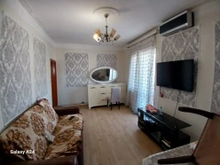 Satılır köhnə tikili 2 otaqlı 45 m²,  Yasamal-4