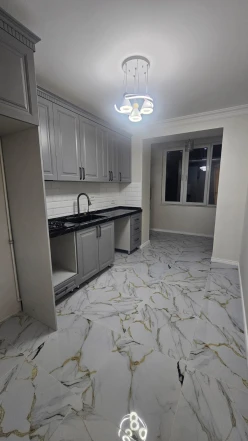 Satılır köhnə tikili 3 otaqlı 85 m²,  Nəriman Nərimanov m.-7