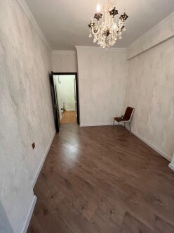 Satılır yeni tikili 2 otaqlı 70 m²,  Xırdalan-8