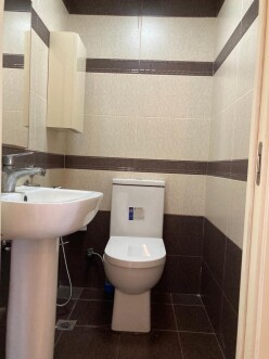 Satılır köhnə tikili 3 otaqlı 70 m²,  Qara Qarayev m.-17