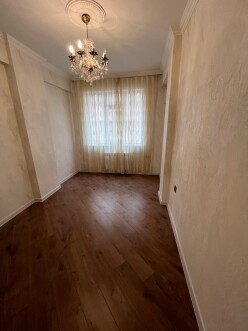 Satılır yeni tikili 2 otaqlı 70 m²,  Xırdalan-5