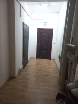 Satılır köhnə tikili 2 otaqlı 55 m², 9-cu mikrorayon q-12