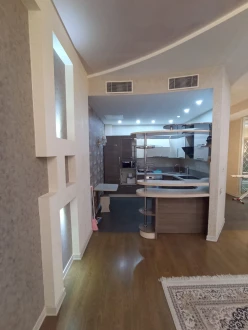 İcarə yeni tikili 4 otaqlı 180 m²,  Səbail-6