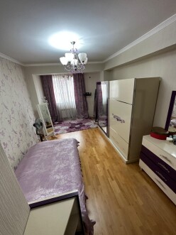 Satılır yeni tikili 4 otaqlı 200 m²,  Memar Əcəmi m.-7
