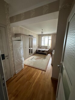 Satılır yeni tikili 4 otaqlı 200 m²,  Memar Əcəmi m.-2