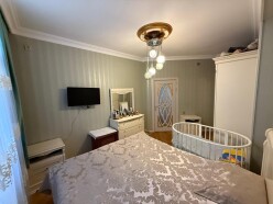 Станция метро İnşaatçılar, 4-комнатная квартира в новом доме, 140 м² – продаётся