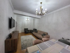 Satılır yeni tikili 3 otaqlı 100 m², İnşaatçılar m.-32