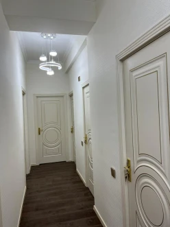 Satılır yeni tikili 3 otaqlı 85 m², İnşaatçılar m.-10