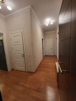 Satılır yeni tikili 3 otaqlı 100 m², İnşaatçılar m.-28