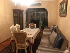 Satılır köhnə tikili 3 otaqlı 100 m², İnşaatçılar m.-20