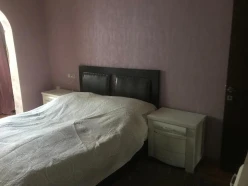 Satılır köhnə tikili 3 otaqlı 100 m², İnşaatçılar m.-7