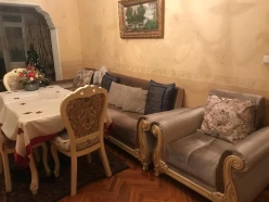 Satılır köhnə tikili 3 otaqlı 100 m², İnşaatçılar m.-9