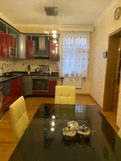 Satılır ev/villa 5 otaqlı 220 m², Əhmədli q.-24