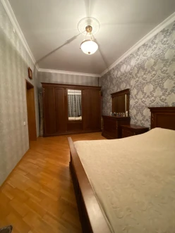 Satılır ev/villa 5 otaqlı 220 m², Əhmədli q.-8