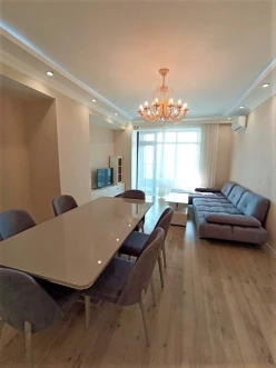 İcarə yeni tikili 3 otaqlı 148 m²,  Elmlər Akademiyası m.-2