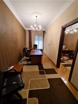 İcarə ofis 3 otaqlı 200 m², İçəri Şəhər m.-5 İcarə ofis 3 otaqlı 200 m², İçəri Şəhər m.-5