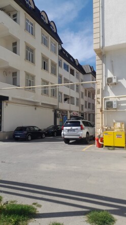 Satılır yeni tikili 2 otaqlı 64 m²,  Qaraçuxur-3