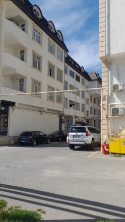 Satılır yeni tikili 2 otaqlı 64 m²,  Qaraçuxur-4
