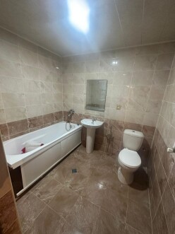 Satılır yeni tikili 4 otaqlı 110 m², Ramana-3 Satılır yeni tikili 4 otaqlı 110 m², Ramana-3
