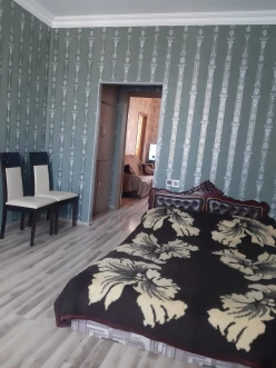 Satılır köhnə tikili 3 otaqlı 70 m², Memar Əcəmi m.-5