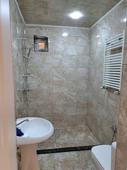 Satılır ev/villa 3 otaqlı 76 m², Binə q.-14