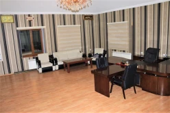 İcarə ofis 12 otaqlı 400 m², 9-cu mikrorayon q.-7