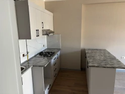 İcarə yeni tikili 3 otaqlı 74 m²,  Elmlər Akademiyası m.-3