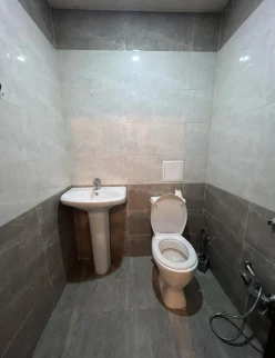İcarə yeni tikili 3 otaqlı 90 m²,  İnşaatçılar m.-6