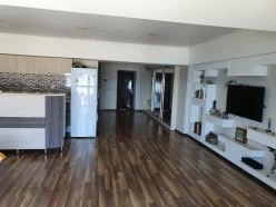 Satılır köhnə tikili 2 otaqlı 64 m²,  Bayıl-6