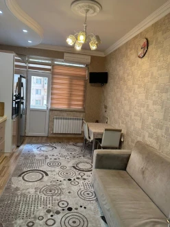 Satılır yeni tikili 2 otaqlı 104 m², İnşaatçılar m.-27