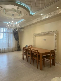 İcarə yeni tikili 3 otaqlı 90 m²,  Nəsimi-5