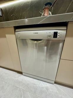 İcarə yeni tikili 3 otaqlı 88 m²,  28 May m.-13