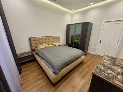 İcarə yeni tikili 3 otaqlı 88 m²,  28 May m.-2