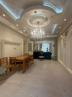 İcarə yeni tikili 3 otaqlı 90 m²,  Nəsimi-3