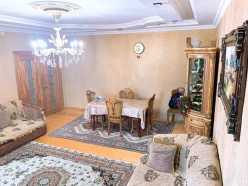 Satılır ev/villa 5 otaqlı 240 m², Abşeron r-3