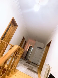Satılır ev/villa 5 otaqlı 240 m², Abşeron r-12