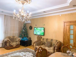 Satılır ev/villa 5 otaqlı 240 m², Abşeron r-5