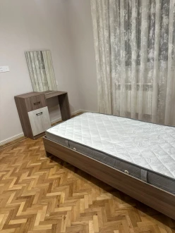 İcarə köhnə tikili 4 otaqlı 100 m²,  Nəsimi-12