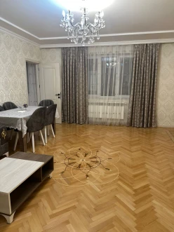 İcarə köhnə tikili 4 otaqlı 100 m²,  Nəsimi-2