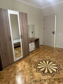 İcarə köhnə tikili 4 otaqlı 100 m²,  Nəsimi-7