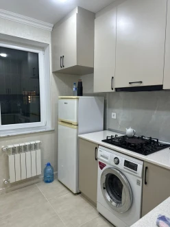 İcarə köhnə tikili 4 otaqlı 100 m²,  Nəsimi-16