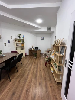 İcarə ofis 1 otaqlı 20 m²,  28 May m.-3