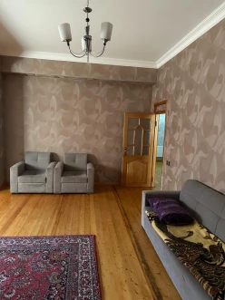 Satılır yeni tikili 2 otaqlı 70 m², Memar Əcəmi m.-4