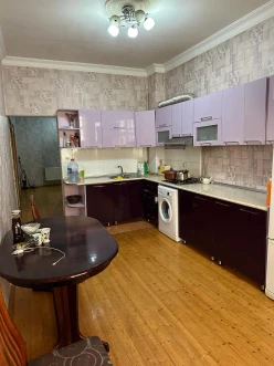 Satılır yeni tikili 2 otaqlı 70 m², Memar Əcəmi m.-9