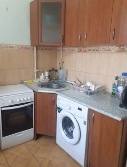 İcarə köhnə tikili 2 otaqlı 39 m², Azadlıq prospekti m.-5 İcarə köhnə tikili 2 otaqlı 39 m², Azadlıq prospekti m.-5